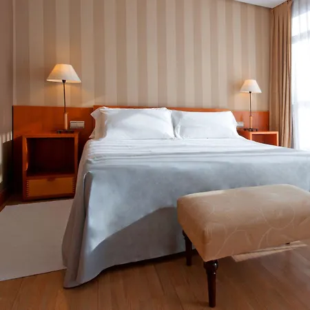 Hotel Orly, Affiliated By Melia