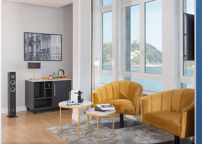 Hotel Innside By Meliá Orly 4*