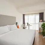 מלון Innside By Melia San Sebastian Orly