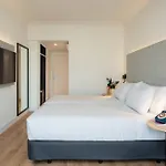 Innside By Melia Orly Otel