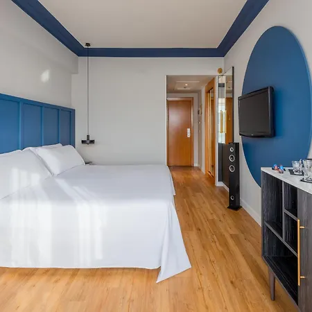 Отель Orly, Affiliated By Melia 4*