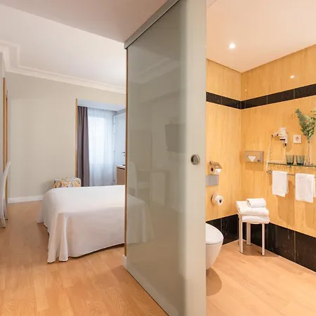 Orly, Affiliated By Melia