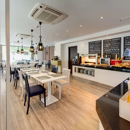 Отель Orly, Affiliated By Melia 4*