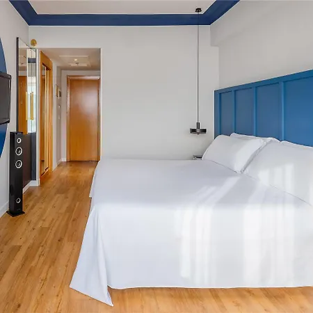 Orly, Affiliated By Melia 4*