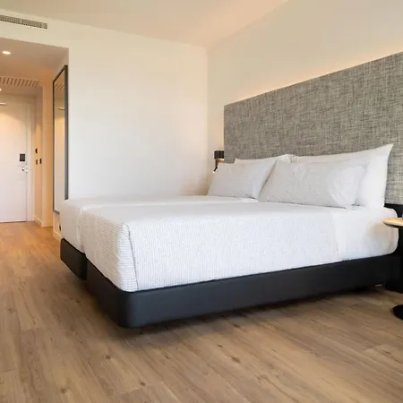 Hotel Innside By Melia Orly 4*