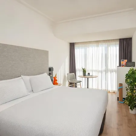 Innside By Melia Orly 4*
