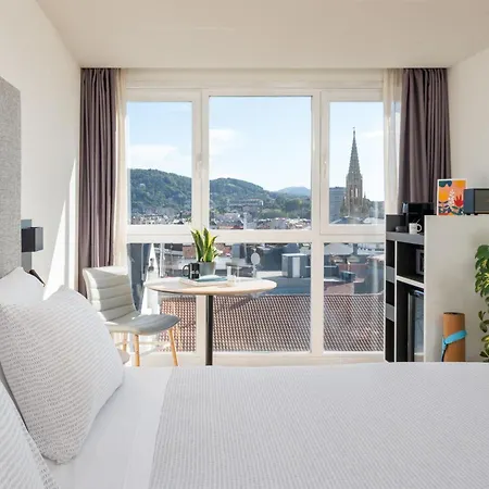 Hotel Innside By Melia Orly 4*