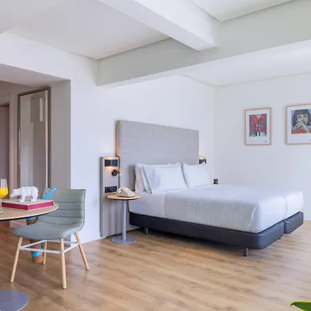 فندق Innside By Melia Orly سان سيباستيان